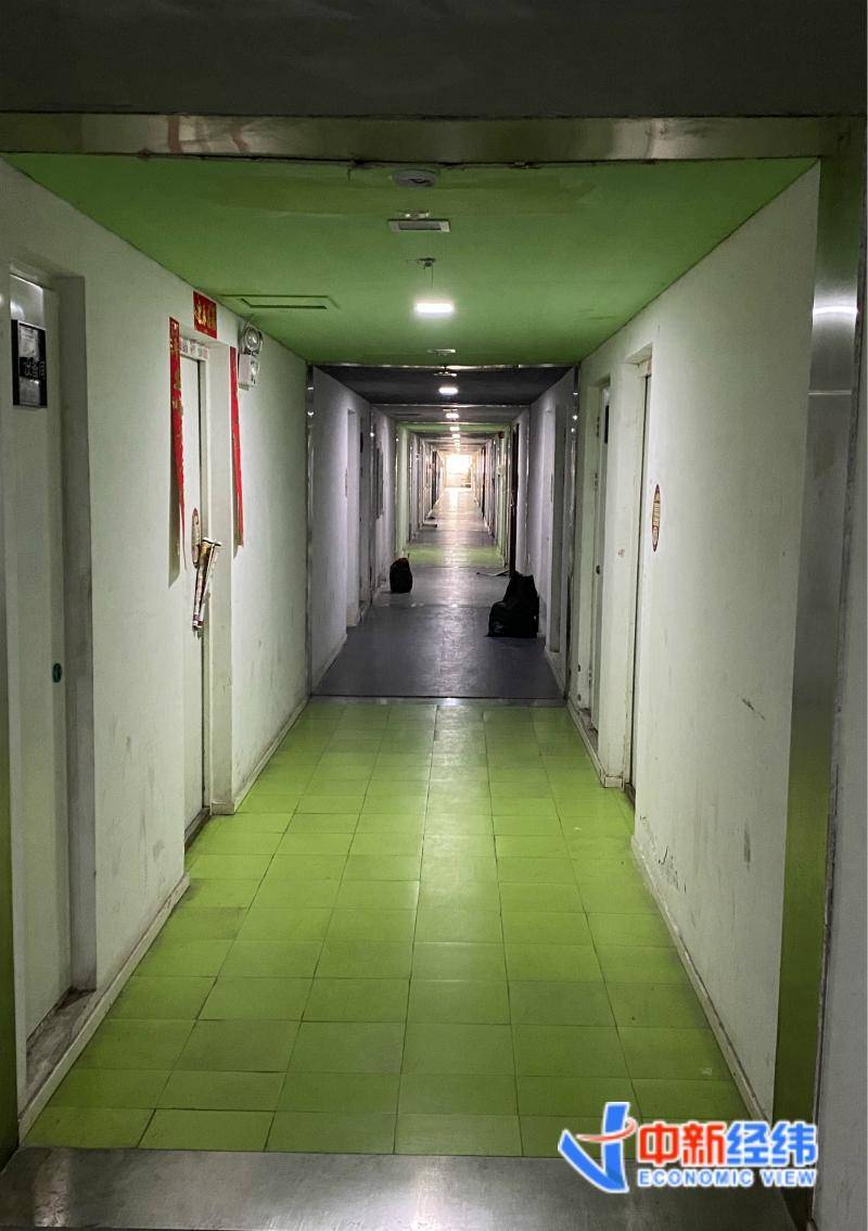 像素商住楼走廊.中新纬 薛宇飞 摄